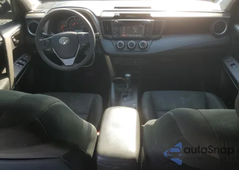 2016 Toyota Rav4 Le z USA, uszkodzony, nr VIN 2T3ZFREV3GW306663